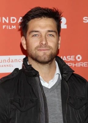 Antony Starr