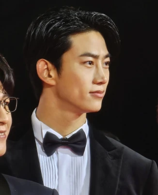 Taecyeon